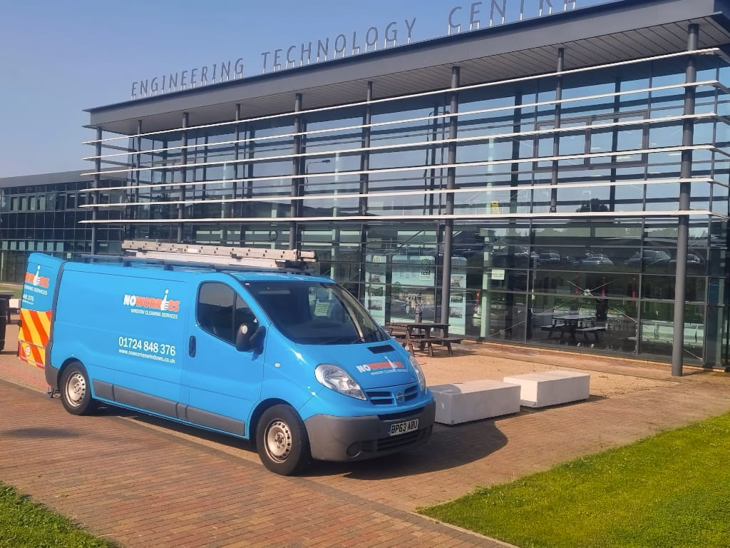 no worries windows-van onsite-1024px768px-web no worries windows-van onsite